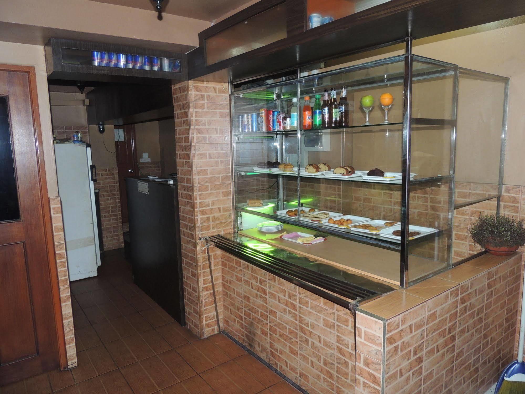 Off Day Inn Male Ngoại thất bức ảnh
