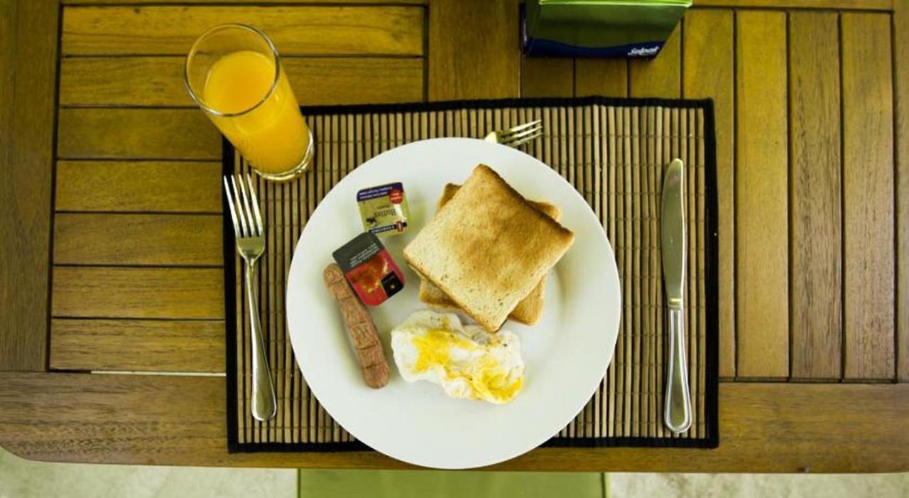 Off Day Inn Male Ngoại thất bức ảnh